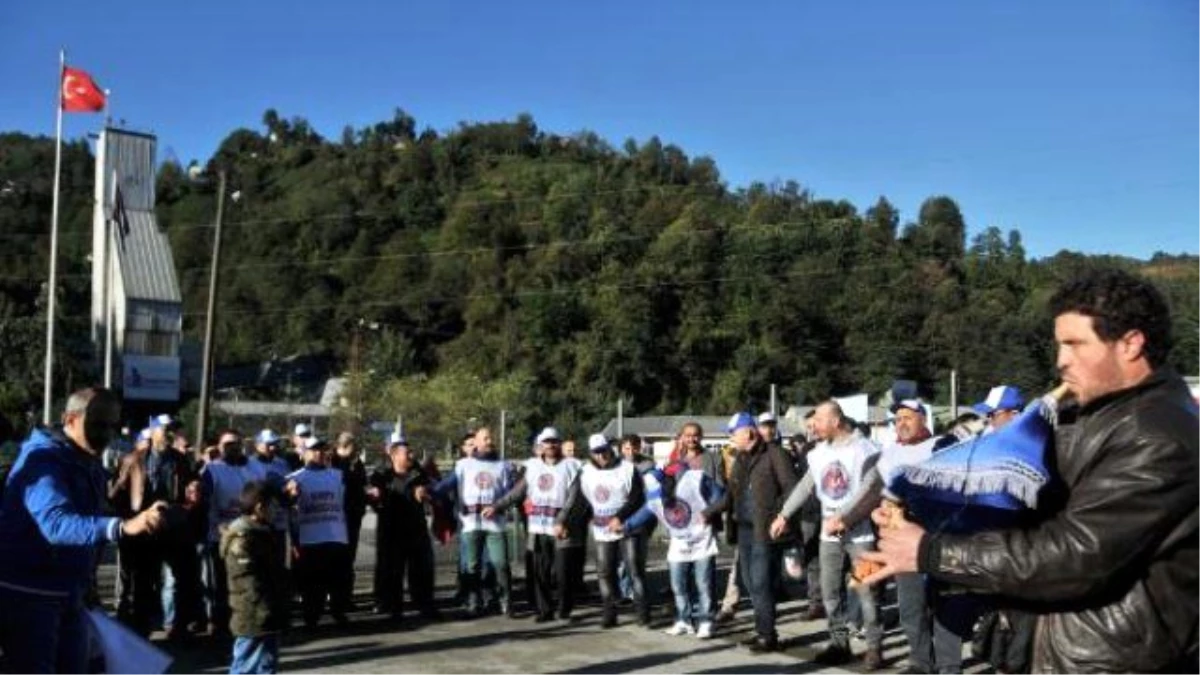 Türkiye\'nin En Büyük Bakır Madeninde 320 İşçi Grev Başlattı (2)-Yeniden