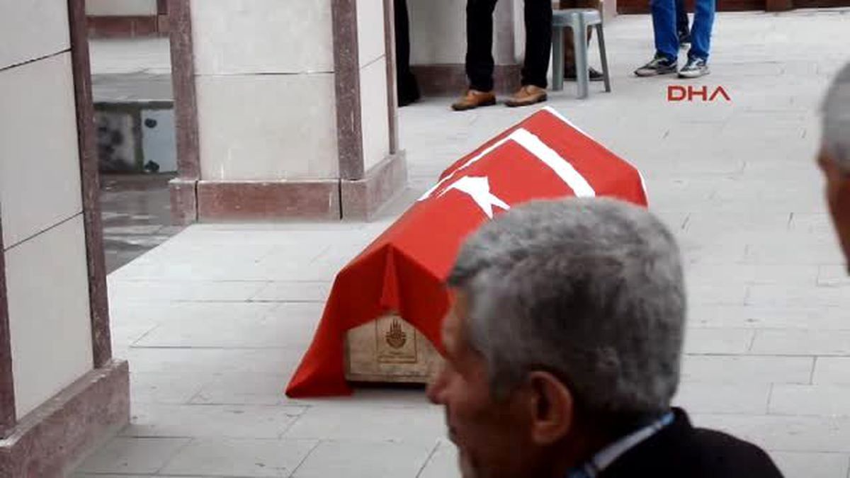 Van -Silahlı Saldırı Sonucu Öldürülen Çiftçi Toprağa Verildi