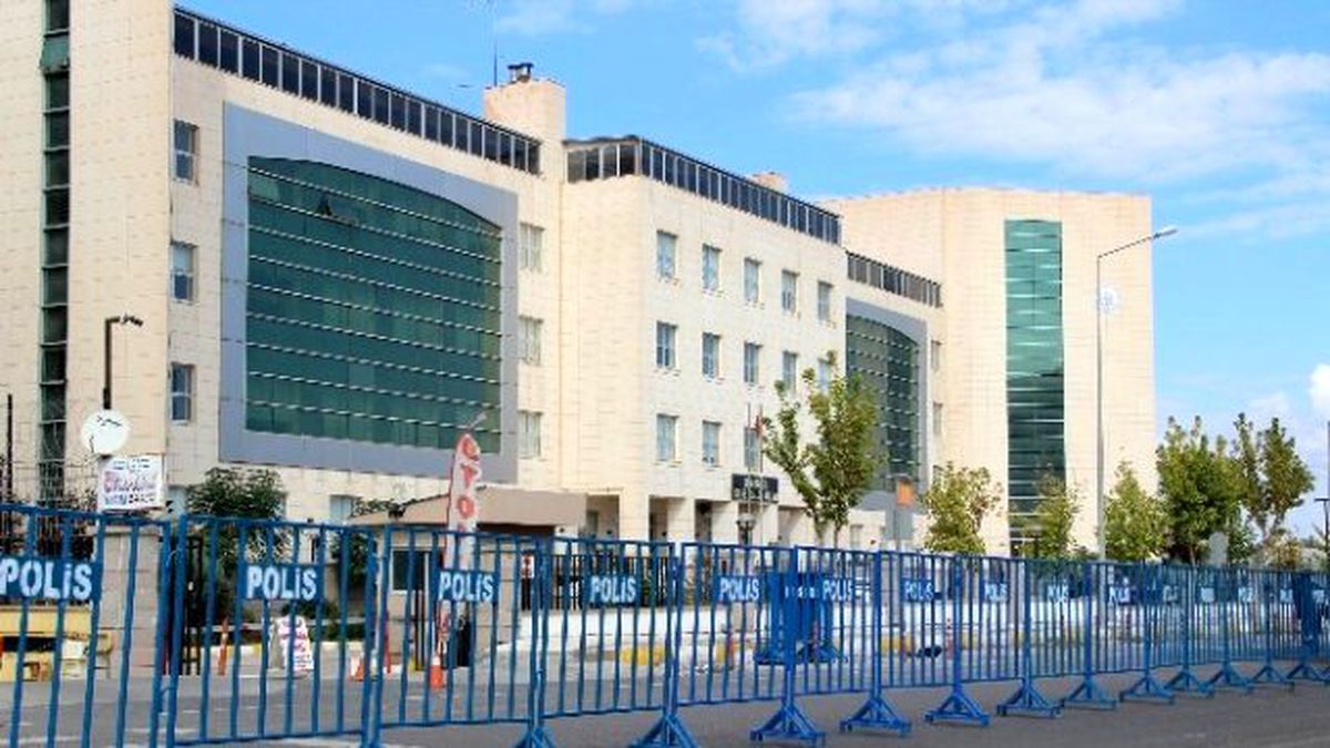 Diyarbakır\'da Seçim Hazırlıkları