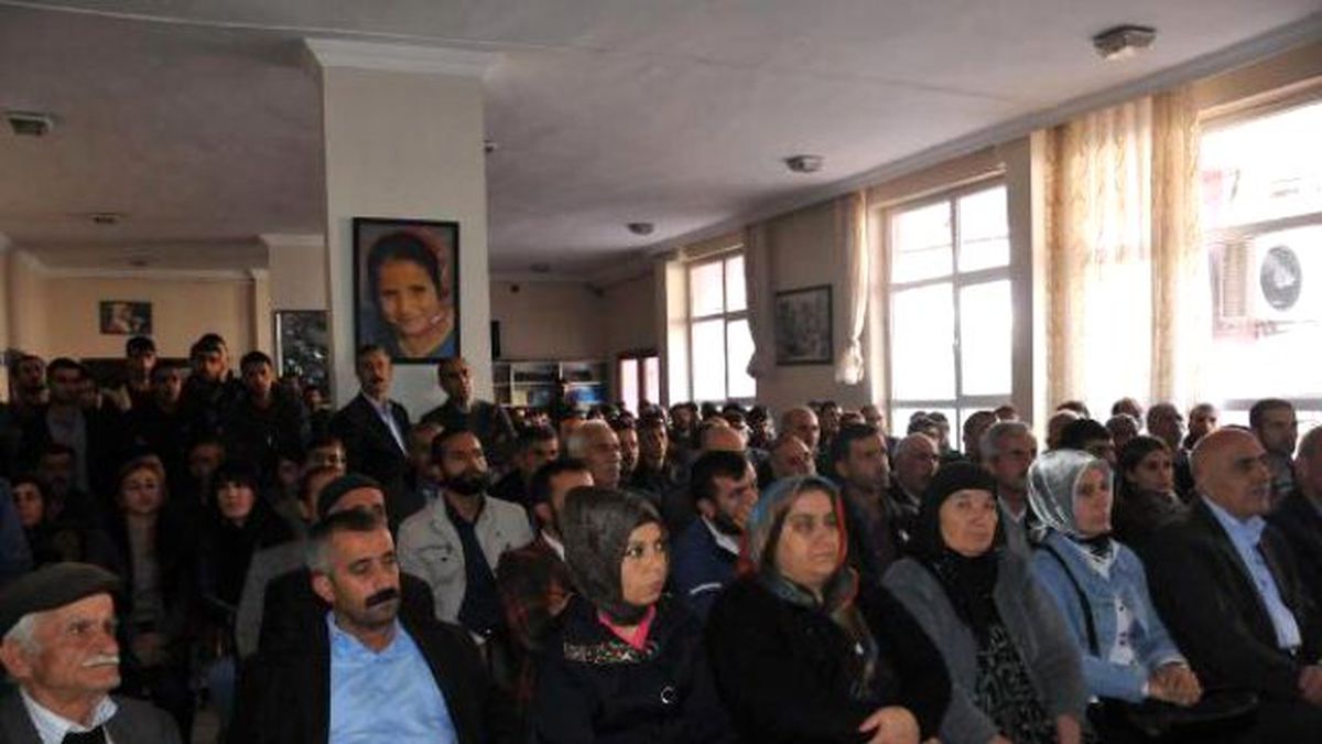 Hakkari\'de Hdp\'den Sandık Bilgilendirme Toplantısı