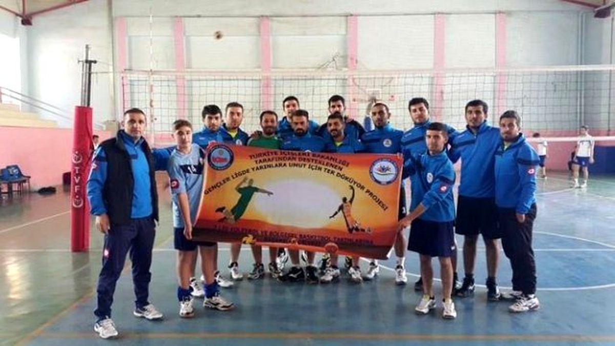 Hakkari\'de Sezonun İlk Voleybol Müsabakaları Başladı