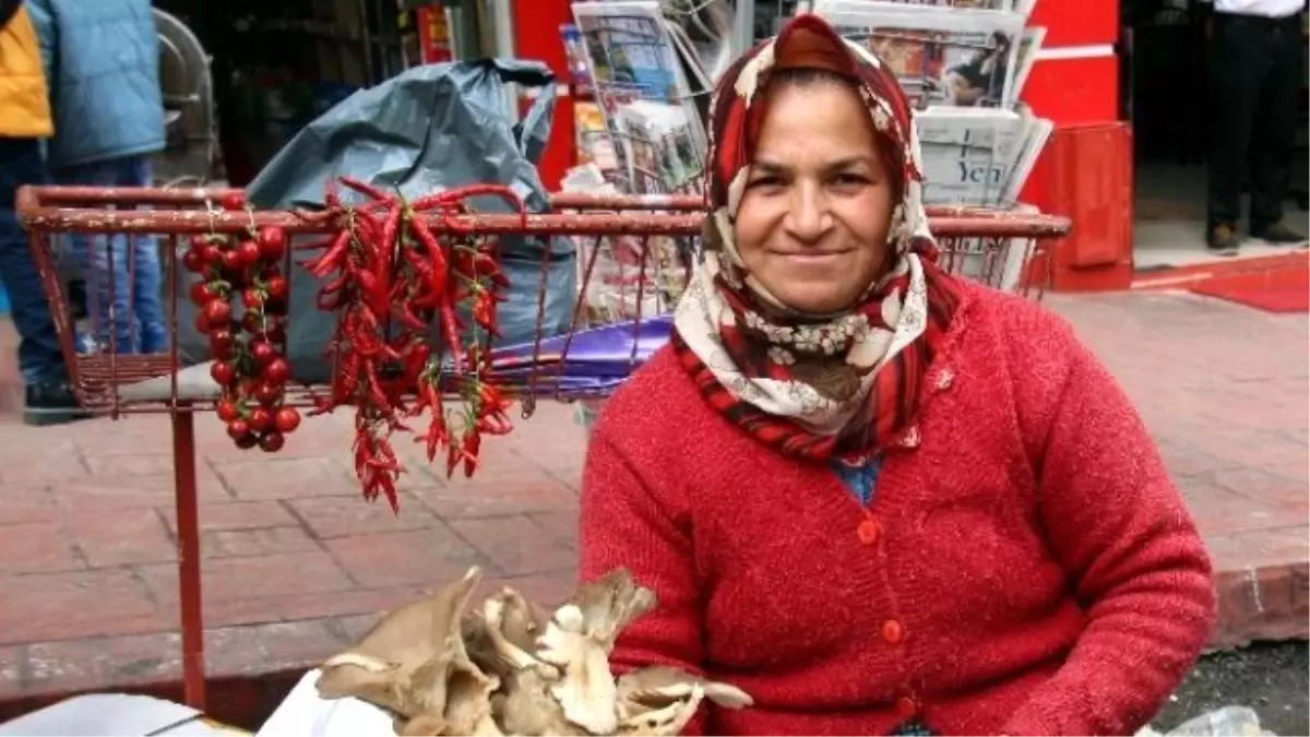 Kış Ürünleri Pazarlardaki Yerini Aldı