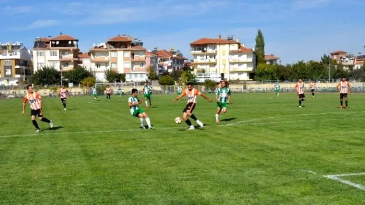 Korkuteli Belediyespor, Finike Belediyespor\'u Mağlup Etti