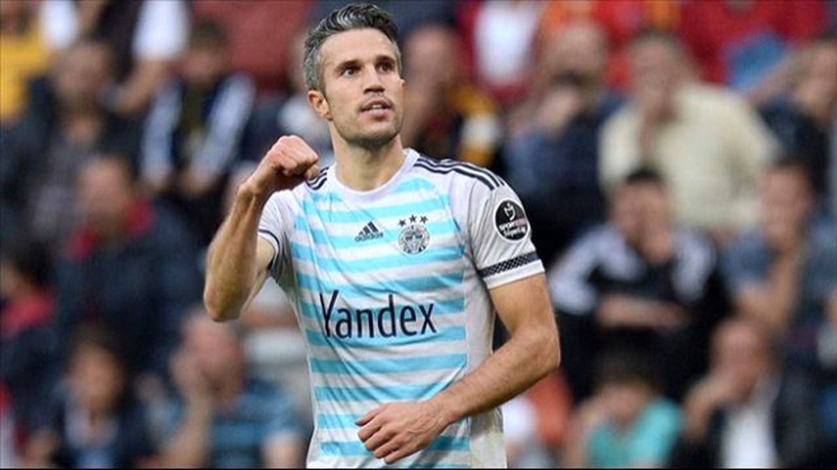 Van Persie İsyan Etti: Neden Hep İlk Ben Çıkıyorum