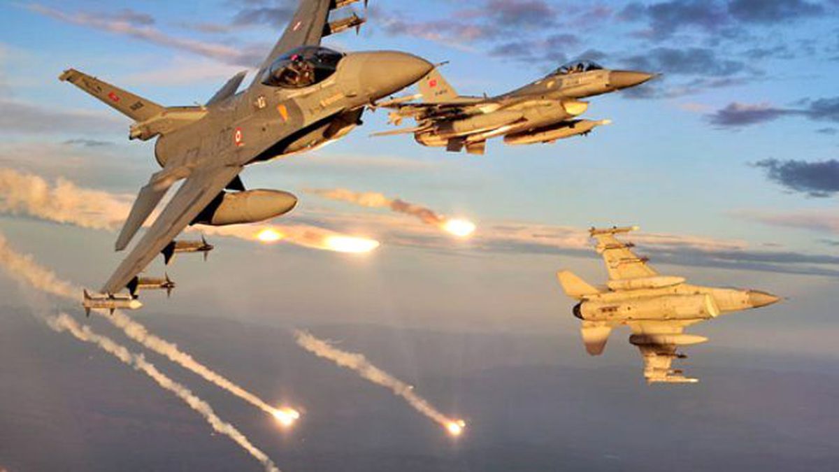 2 İlde Hava Operasyonu! Barınak ve Silah Mevzileri Yok Edildi