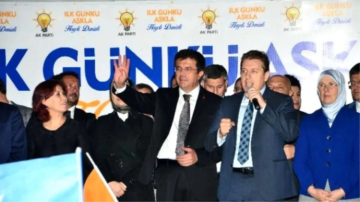 Bakan Zeybekci, AK Parti\'nin Zaferini Zeybek Oynayarak Kutladı