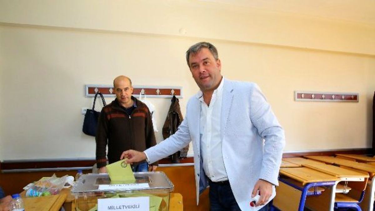 Başkan Piriştina da Oyunu Kullandı