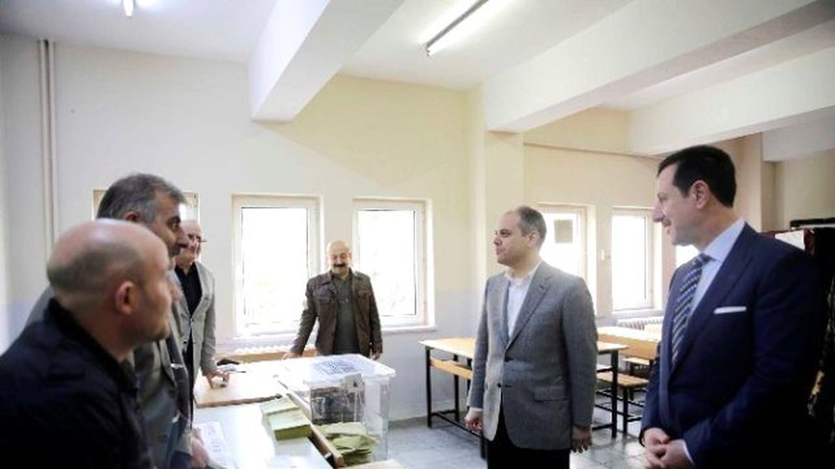 Başkan Tok Oyunu Kullandı