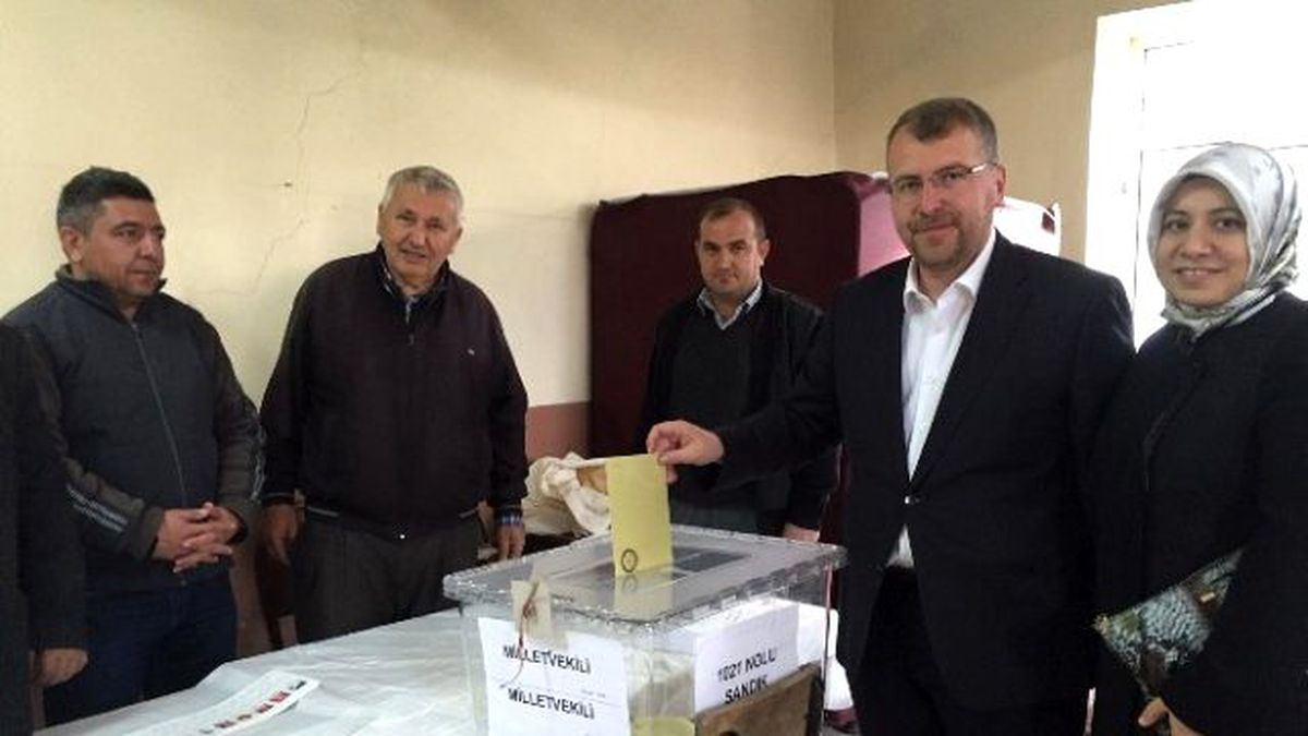Bilecik\'te Tüm Sandıklar Açıldı