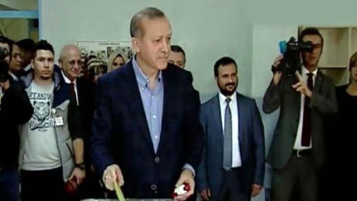 Cumhurbaşkanı Erdoğan Oyunu İstanbul'da Kullandı