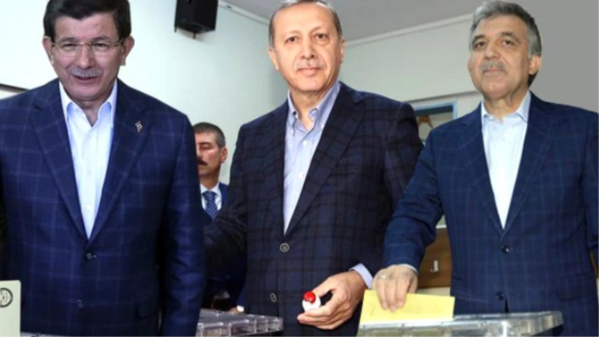 Erdoğan, Gül ve Davutoğlu Aynı Ceketle Sandık Başına Gitti