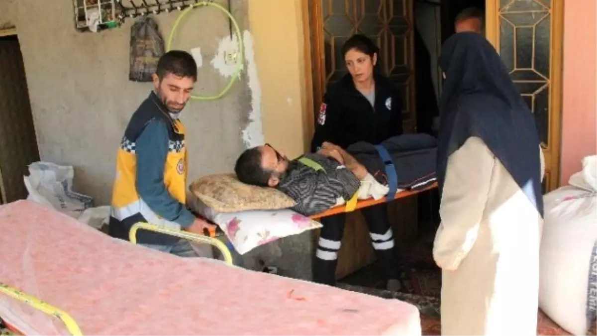 Hastalar Sandıklara Ambulanslarla Taşındı