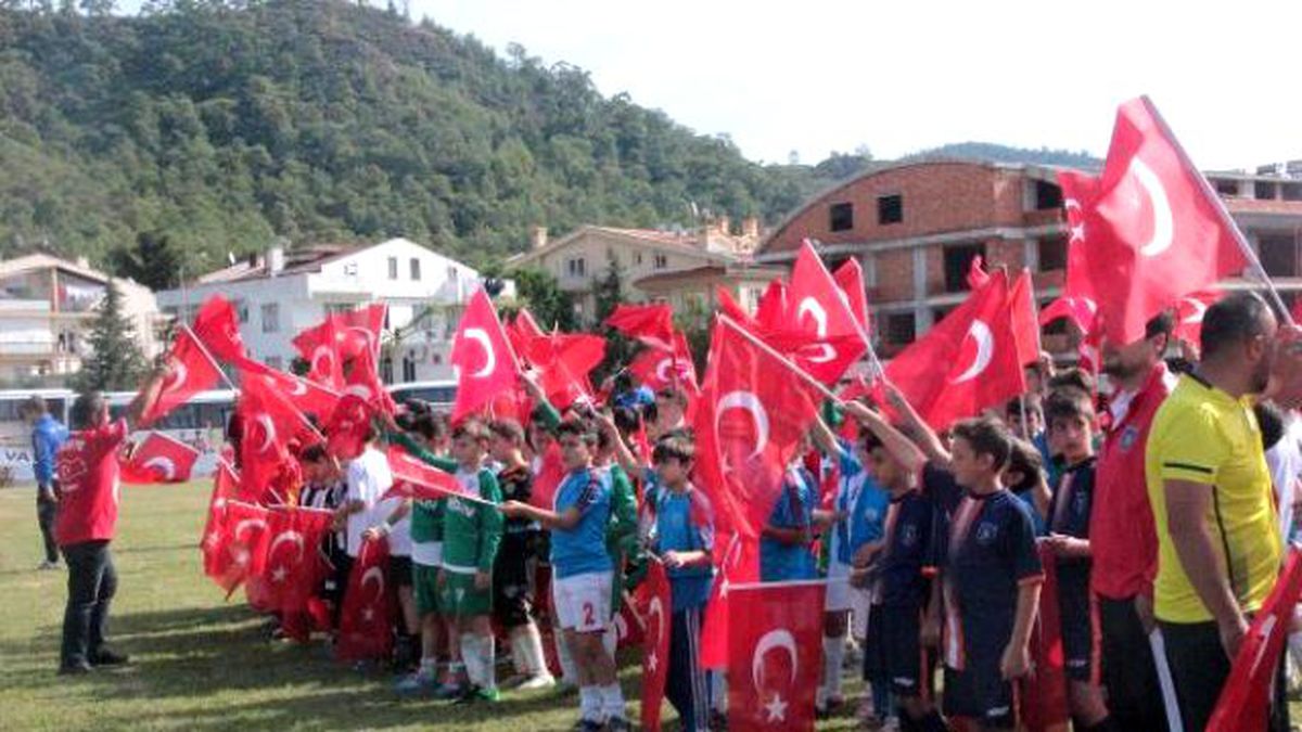 Marmaris Futbolla Şenlendi