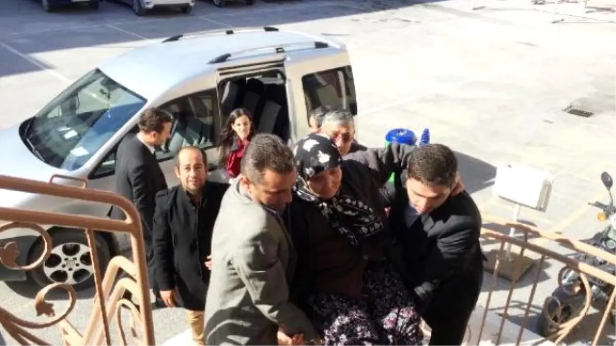 Oy Kullanan Engellilere Mimari Engel