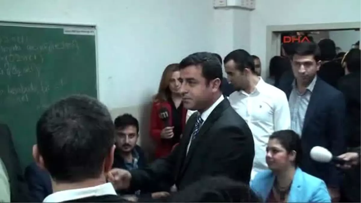 Selahattin Demirtaş Oyunu Kullandı