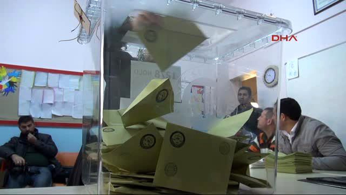 Sivas\'ta MHP\'den Usulsüz Oy Kullanımı İddiası