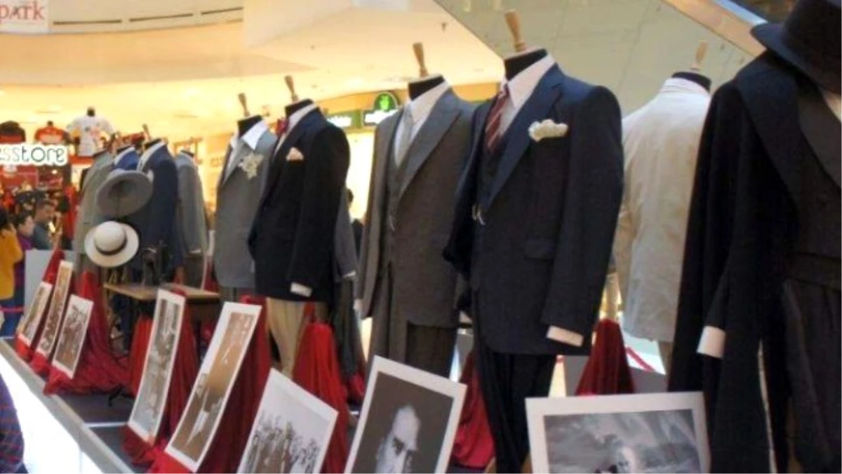 Atatürk Kıyafetleri Sergisi Espark\'taydı