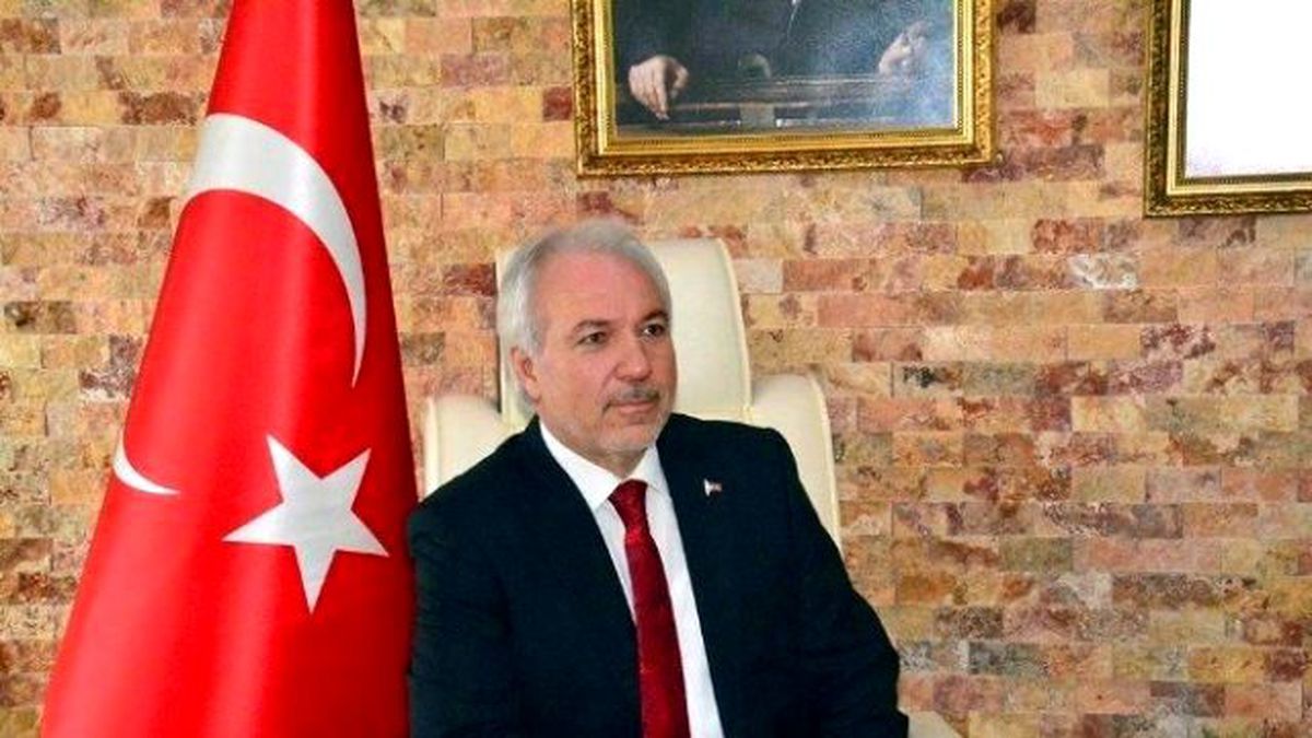 Başkan Kamil Saraçoğlu: Bu Zafer Milletimizindir