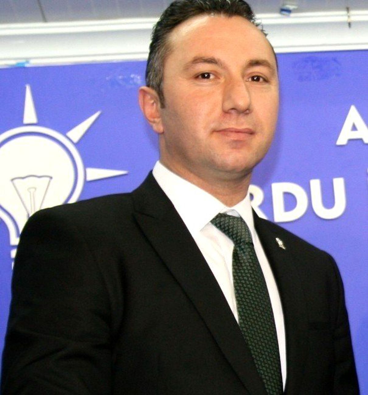 Çelenk: "Bu Seçimi Dualarla Kazandık"