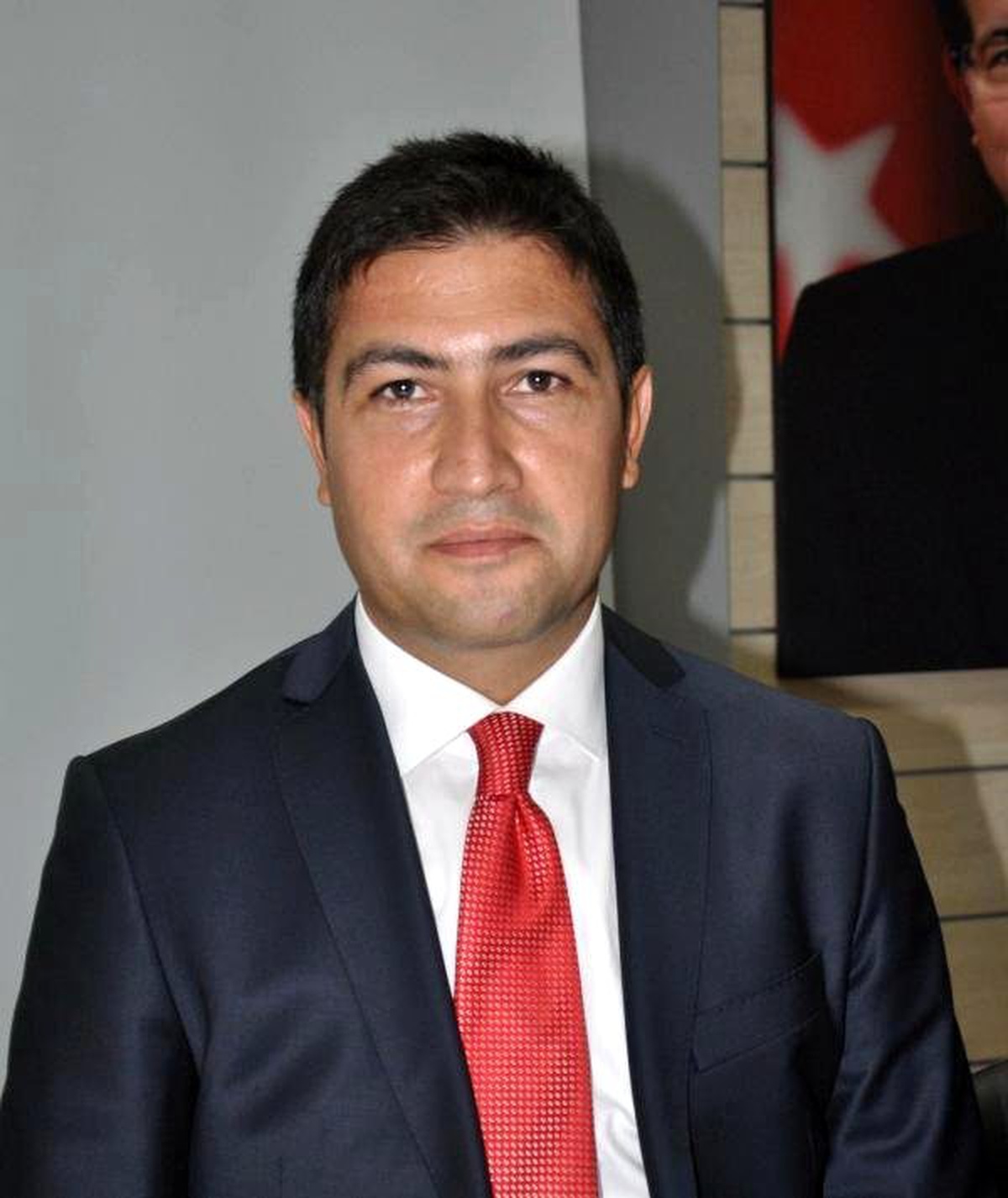 Denizli\'de Bakan Zeybekci ve Partililer Zeybek Oynadı