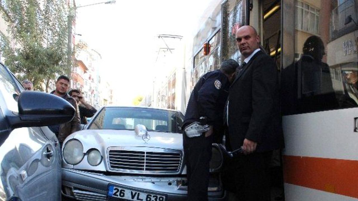 Hatalı Park Trafik Kazasına Sebep Oldu