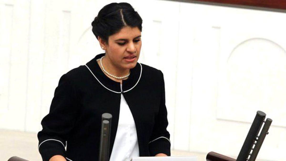 Öcalan'ın Yeğeni Dilek Öcalan Yeniden Meclis'e Girdi