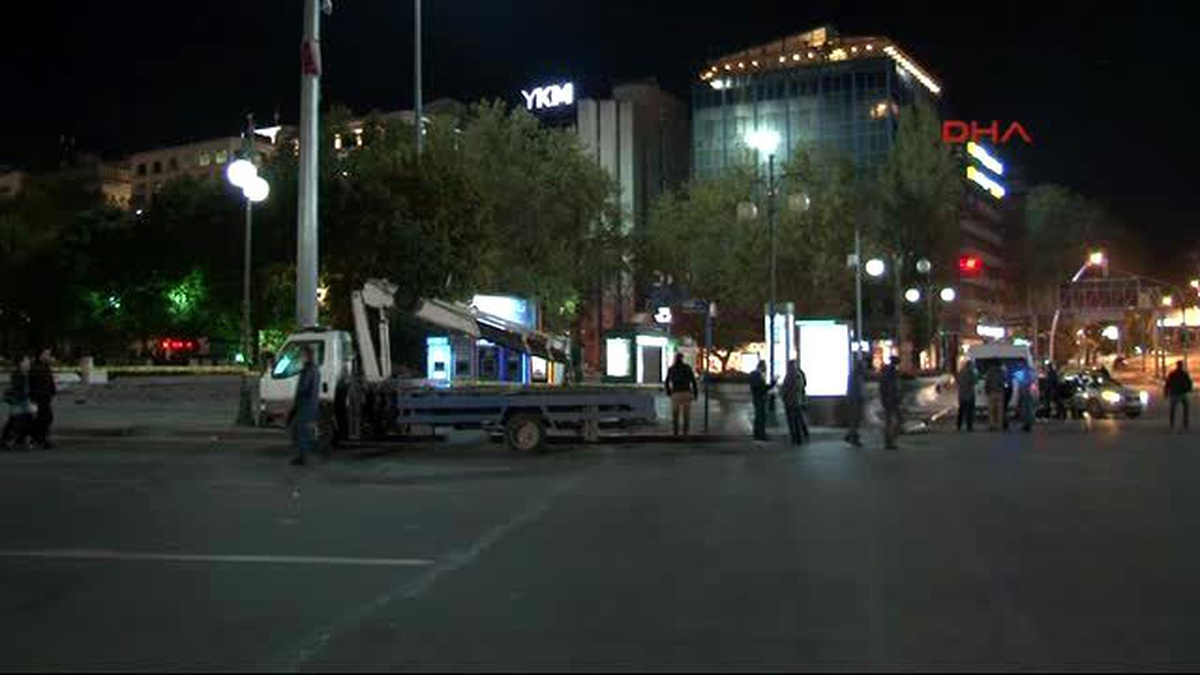 Şüpheli Valiz Polisi Alarma Geçirdi