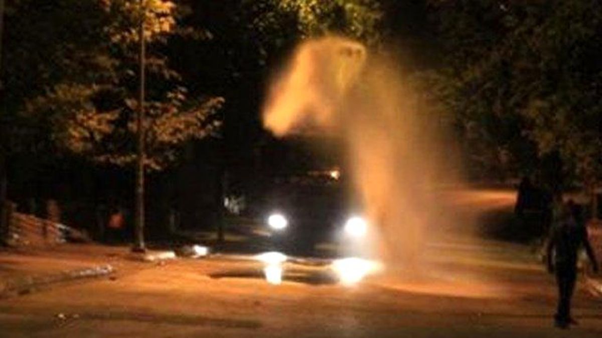 Hakkari'nin Yüksekova İlçesinde Patlama ve Silah Sesleri Duyuldu