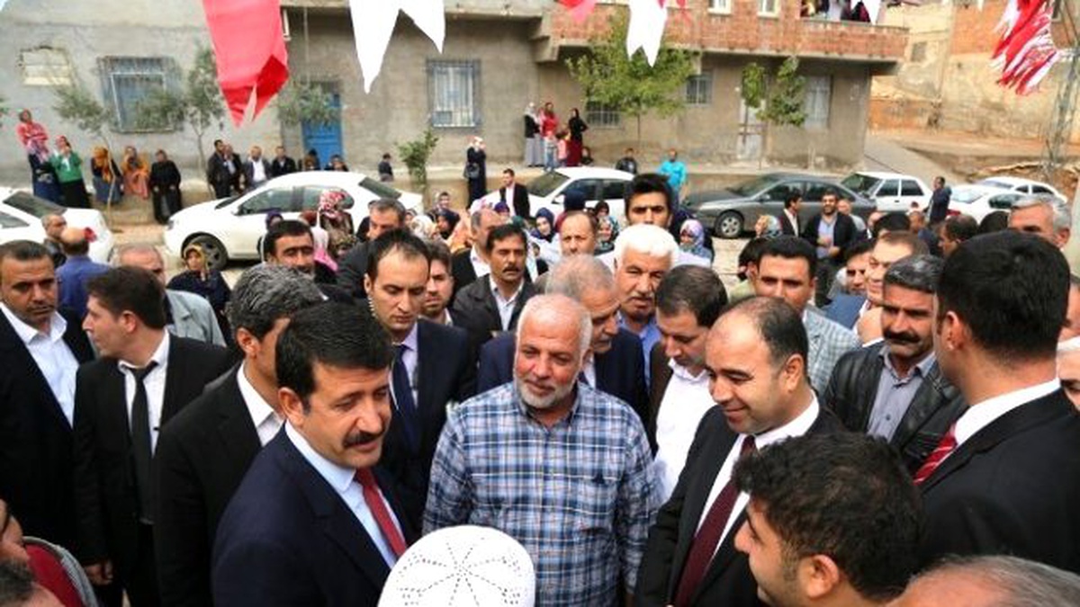 Gençler İçin Arsasını Belediyeye Hibe Etti