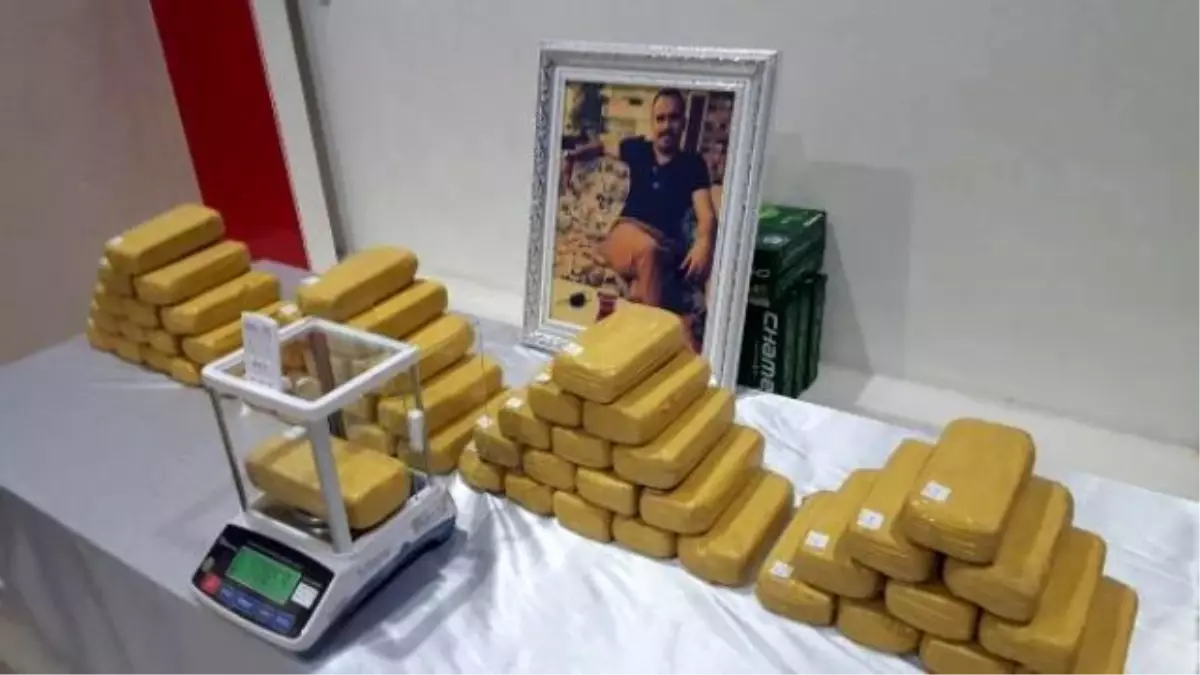 Siirt\'te 28.5 Kilo Eroin Ele Geçirildi