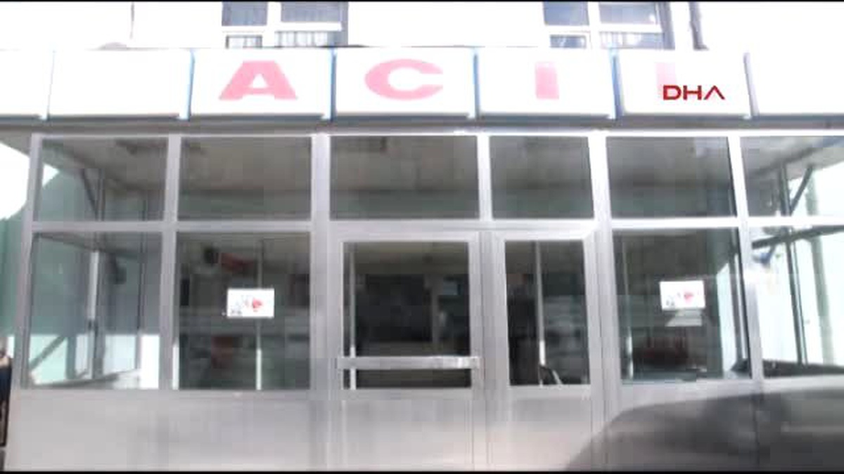 Tekirdağ Tavuk Kavgası Yapan 2 Yaşlı Hastanelik Oldu