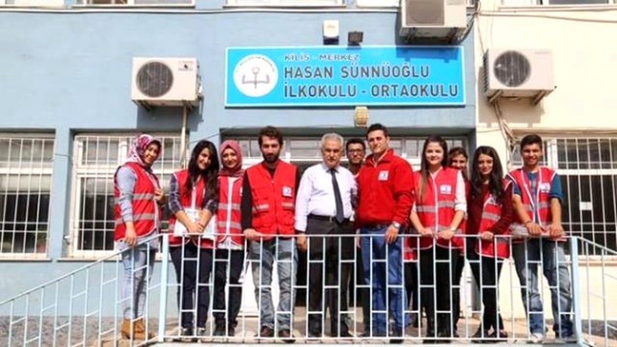 Topluluk Öğrencilerinden Kızılay Etkinliği
