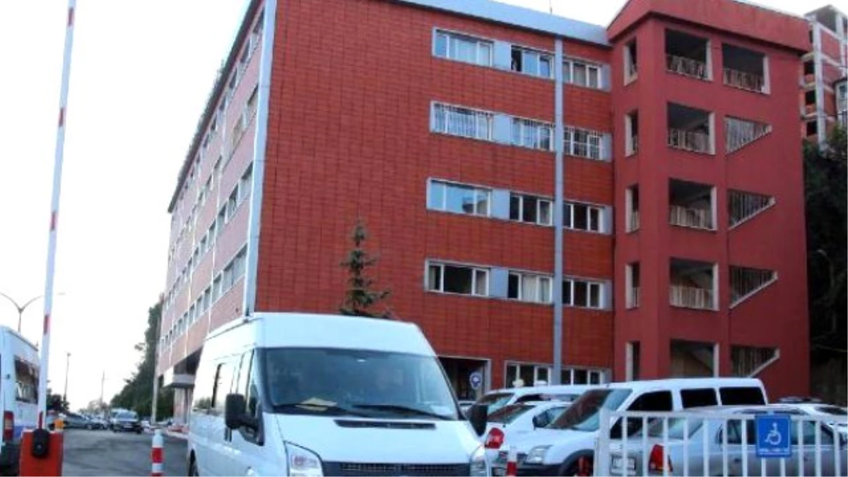 Zonguldak\'ta Gözaltına Alınan 2 Polis İzmir\'e Gönderildi