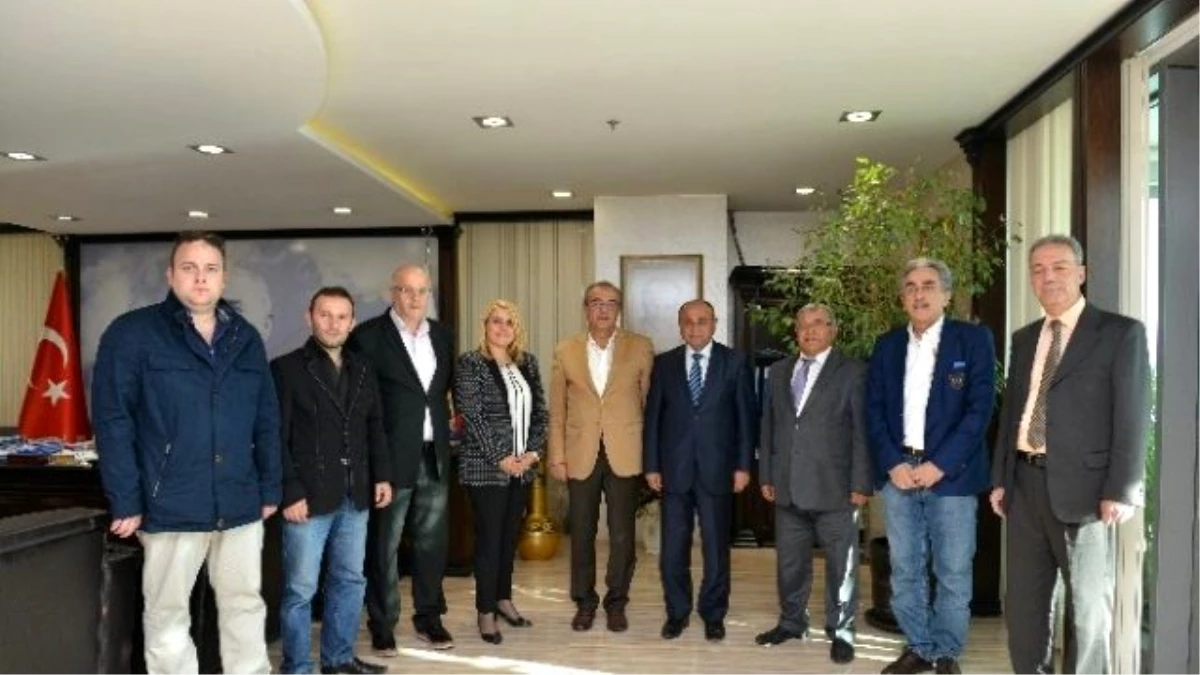 Başkan Hasan Arslan\'a Karadenizlilerden Ziyaret