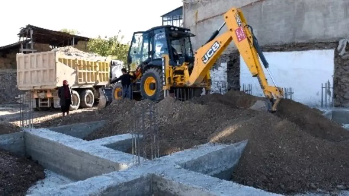 Büyükşehir, İlçelerde Taziye ve İmam Evi Yapıyor