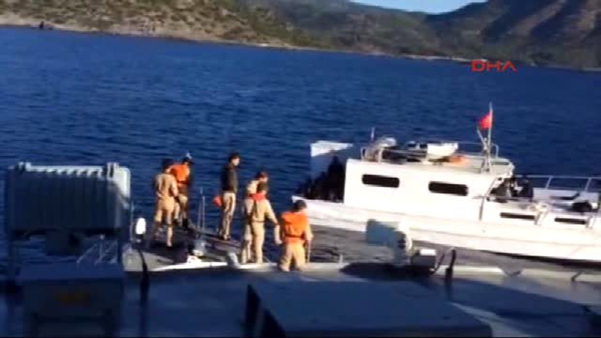 Fethiye - 40 Kişilik Tekneye Binen 129 Kaçak, Motor Arıza Yapınca Yakalandı