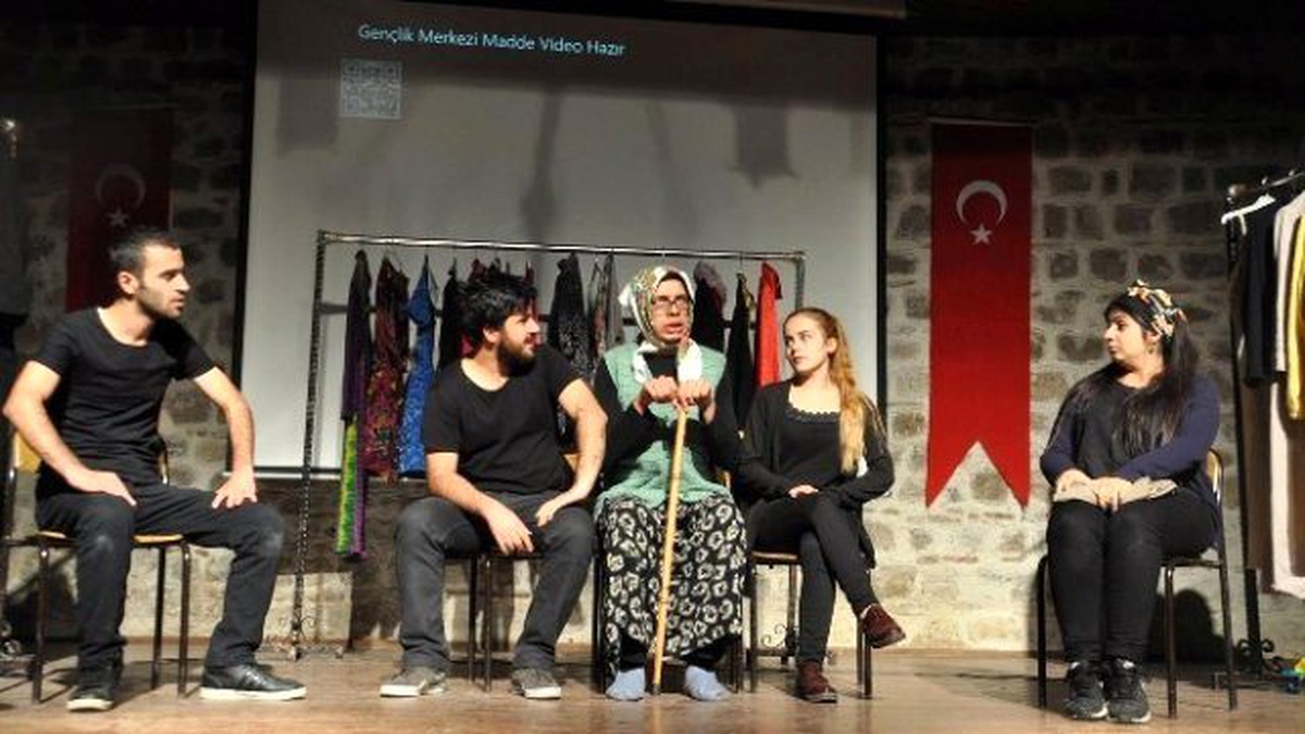 Madde Bağımlılığına Dikkat Çekmek İçin \'Tren Kaçtı\' Oyunu