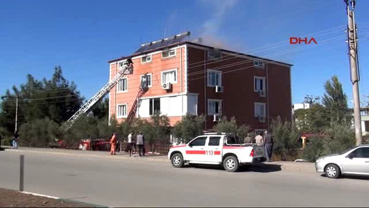 Osmaniye\'de Öğrenci Yurdunda Yangın Paniği