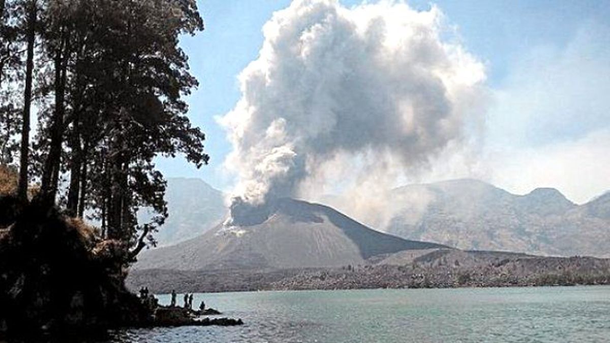 Volkanik Küller 700'e Yakın Uçuşu İptal Ettirdi