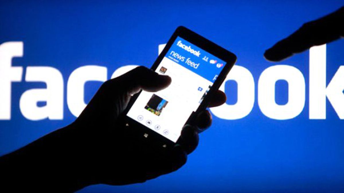 Facebook Çok Konuşulan Karardan Geri Adım Atıyor