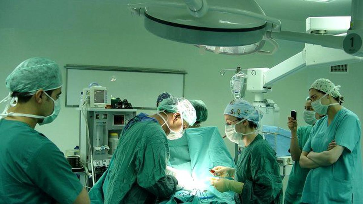 Felçli Ve Obez Hastaya Başarılı Operasyon