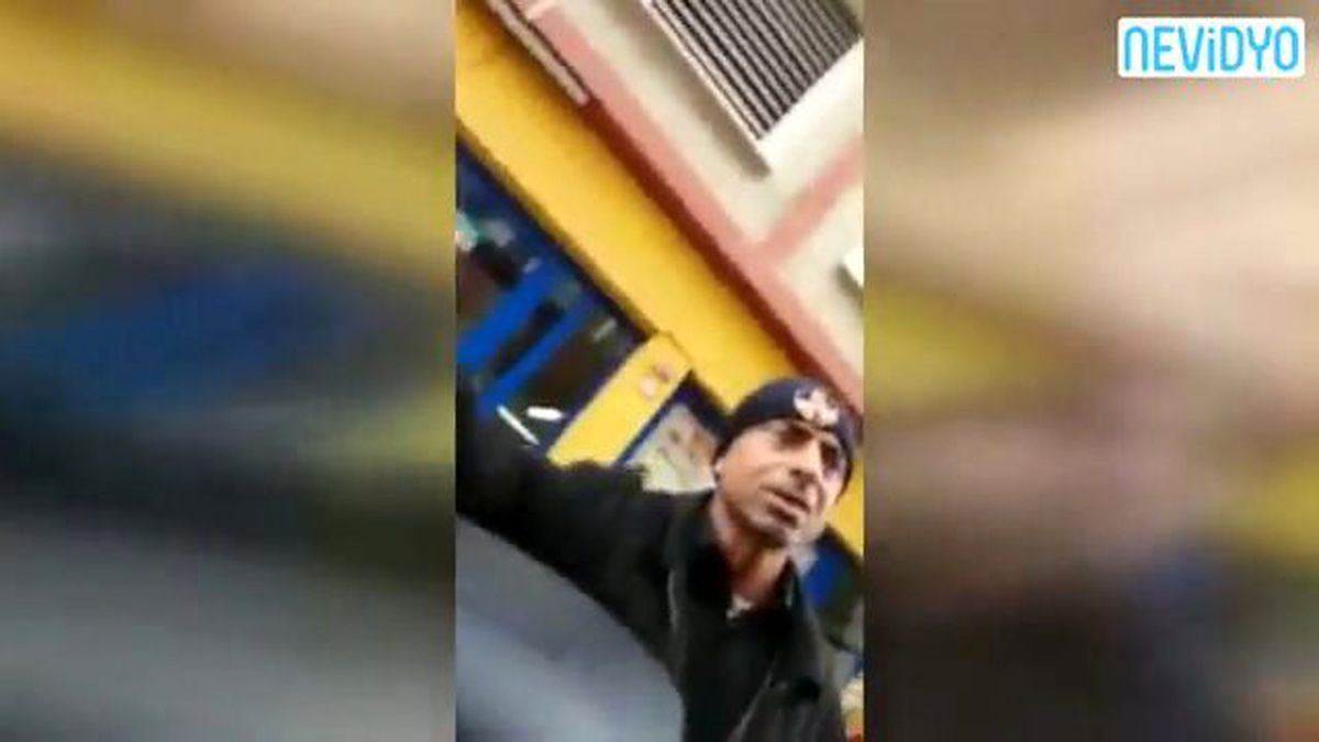 Kadıköy'de Değnekçi Dehşeti... Gazeteciyi Dövdüler