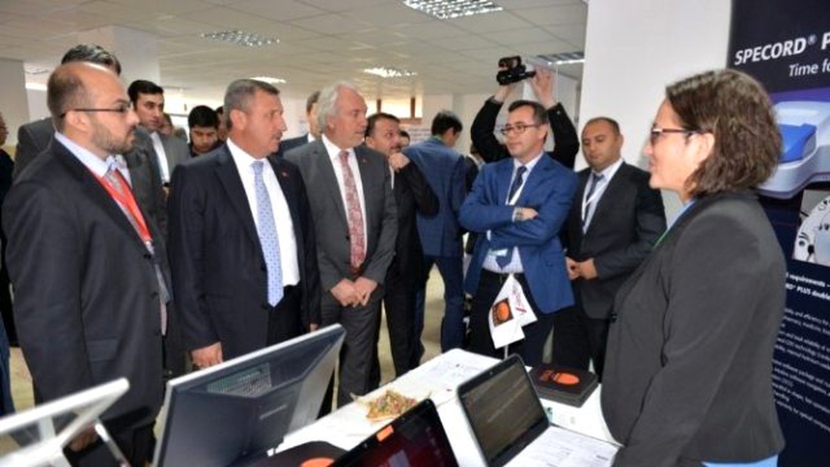 Kütahya\'da \'2023 Vizyonunda Üniversitelerin Araştırma Laboratuvarları\' Çalıştayı
