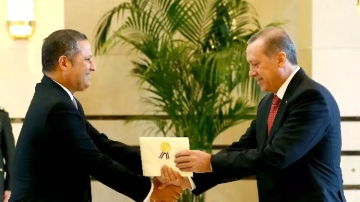 Panama Büyükelçisi, Cumhurbaşkanı Erdoğan\'a Güven Mektubunu Sundu