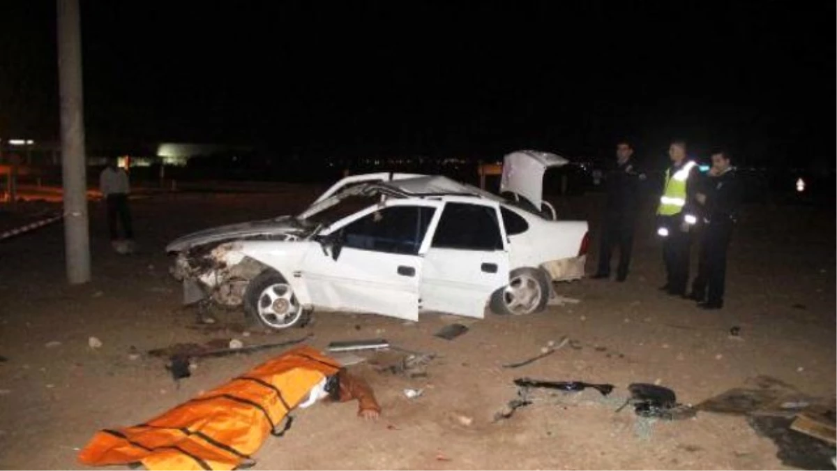 Şanlıurfa\'da Otomobil Devrildi: 1 Ölü, 2 Yaralı