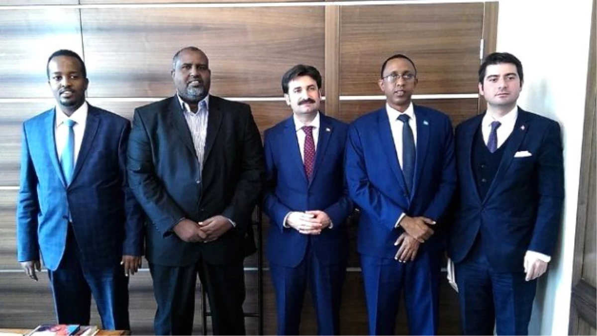 AK Parti Genel Başkan Yardımcısı Üstün, Somali Enerji ve Tabi Kaynaklar Bakanı ile Bir Araya Geldi