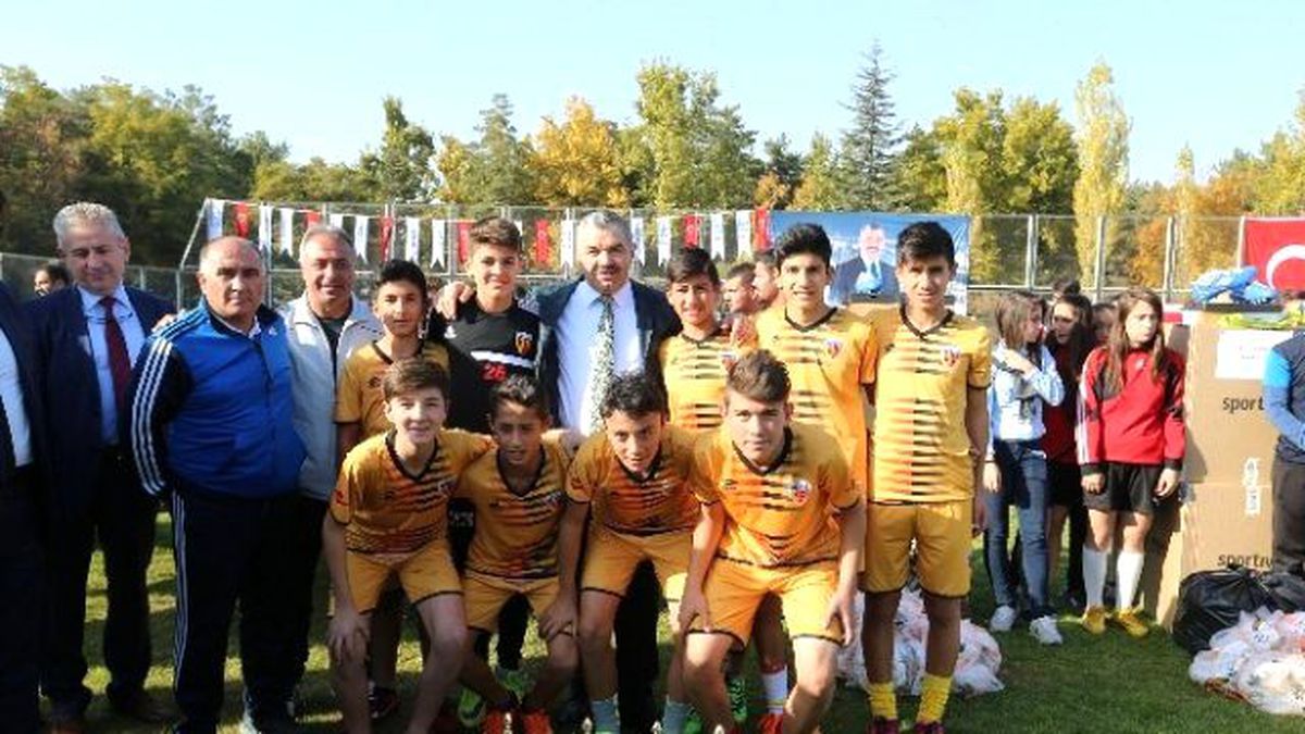Başkan Çelik\'ten Amatör Spora Büyük Destek