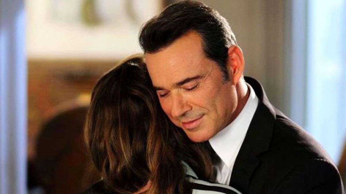 Çilek kokusu 20.yeni bölüm yeni fragman (7 Kasım Cumartesi)