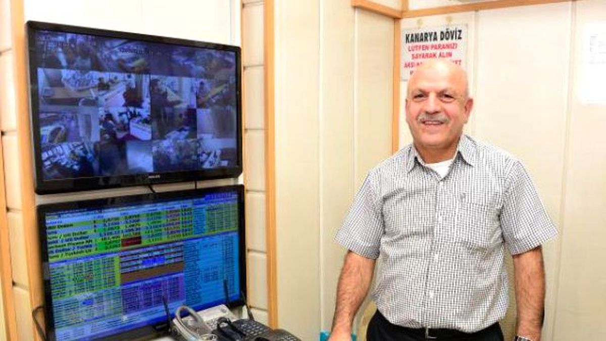 Yaşlı Adam, Dövizcinin Fazla Ödediği 10 Bin Lirayı İade Etti