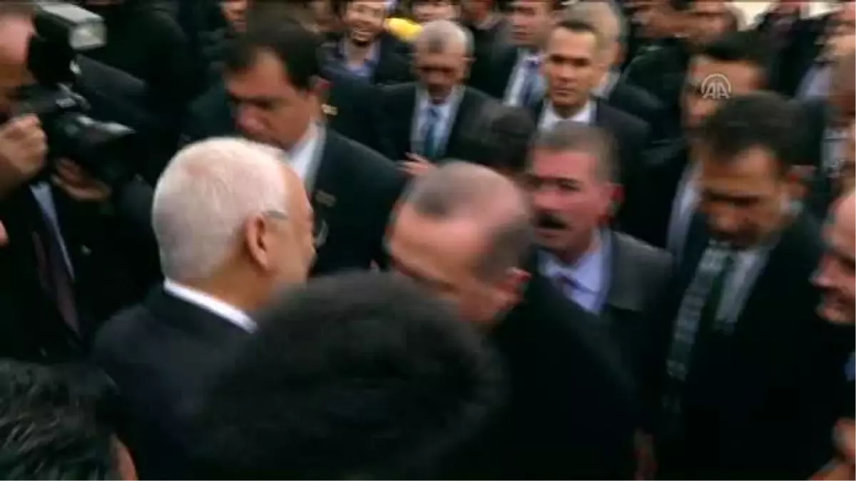 Erdoğan, Cuma Namazını MÜ İlahiyat Fakültesi Camisinde Kıldı